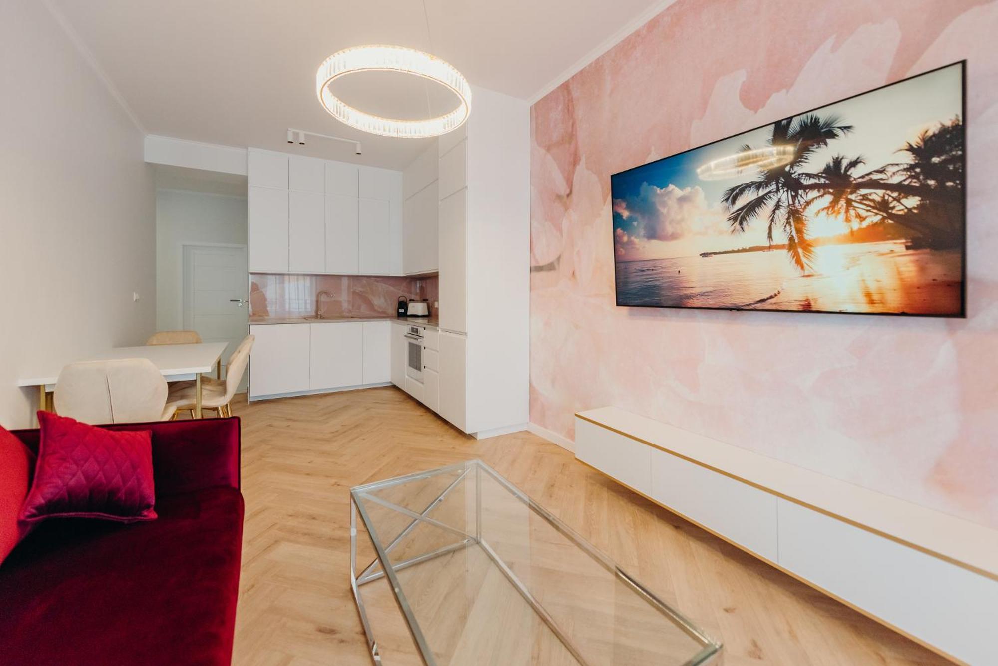 3 Bedrooms Premium Bella Rosa For 8 Guests With Ac And Underground Parking Rzeszow Dış mekan fotoğraf